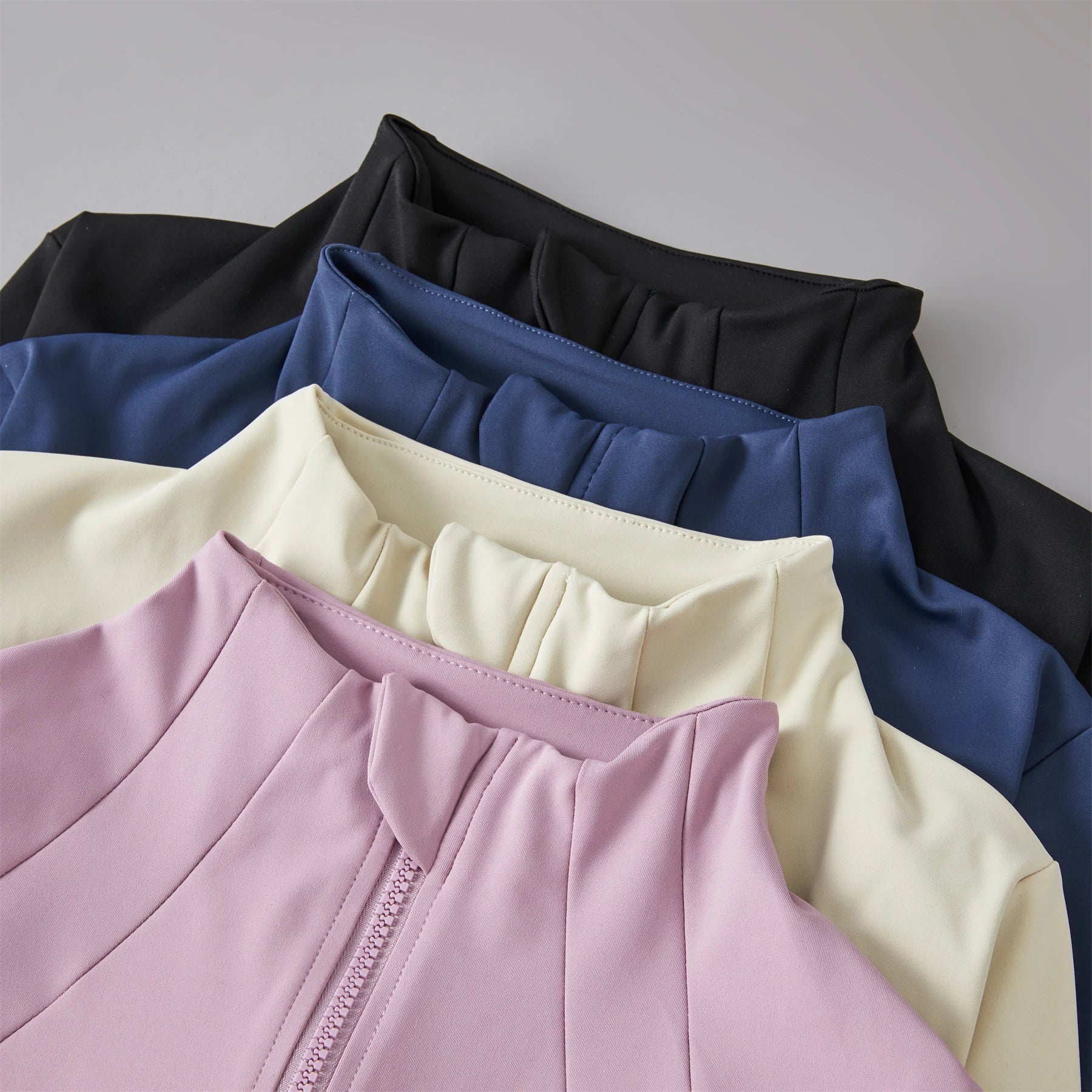 BreezeMotion Active Run Windbreaker Jacket
